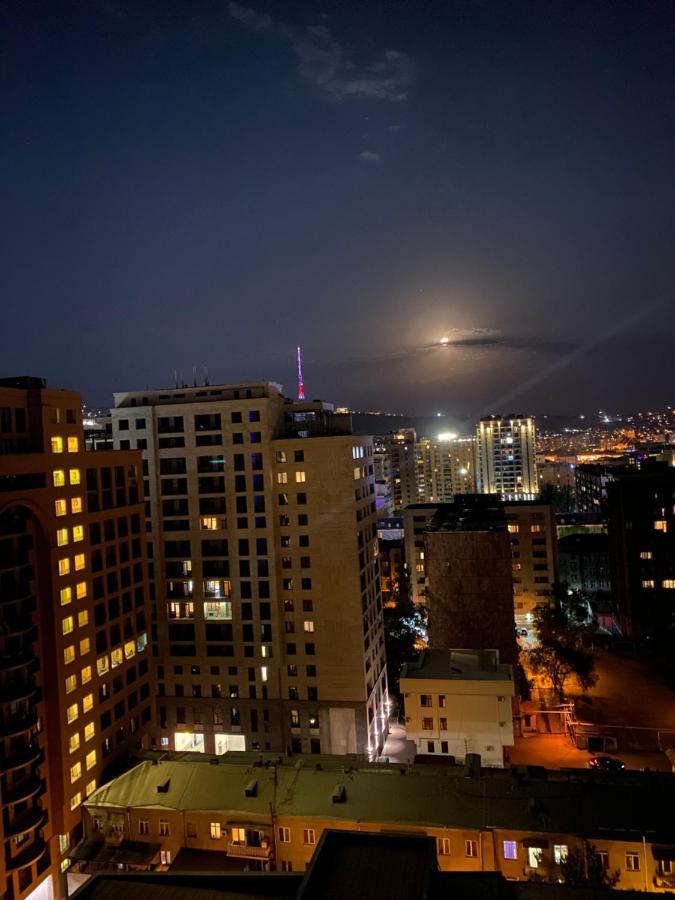 Holiday Centrum Erivan Dış mekan fotoğraf